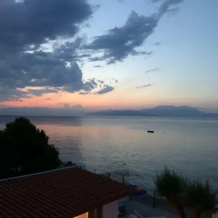 Kamari Beach House * Xylokastro